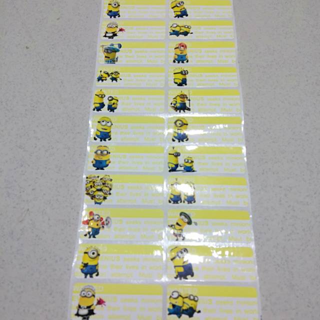 

Label Nama Minion Ukuran L