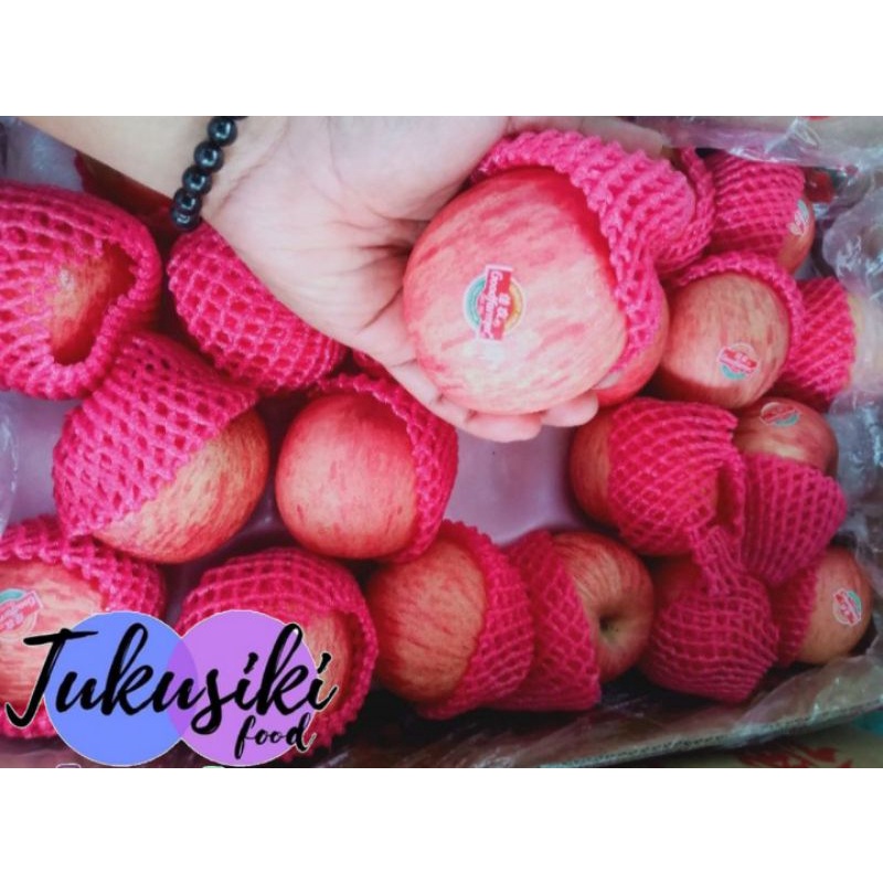 

BUAH APEL FUJI Premium