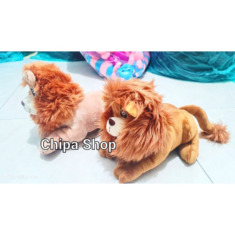 boneka singa jantan