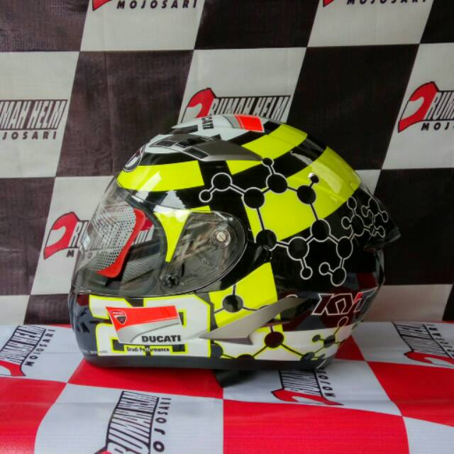 Helm KYT vendetta 2 se MotoGP Andrea Iannone Ducati