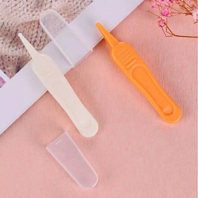 PINSET PLASTIK UNTUK HIDUNG / TELINGA BAYI