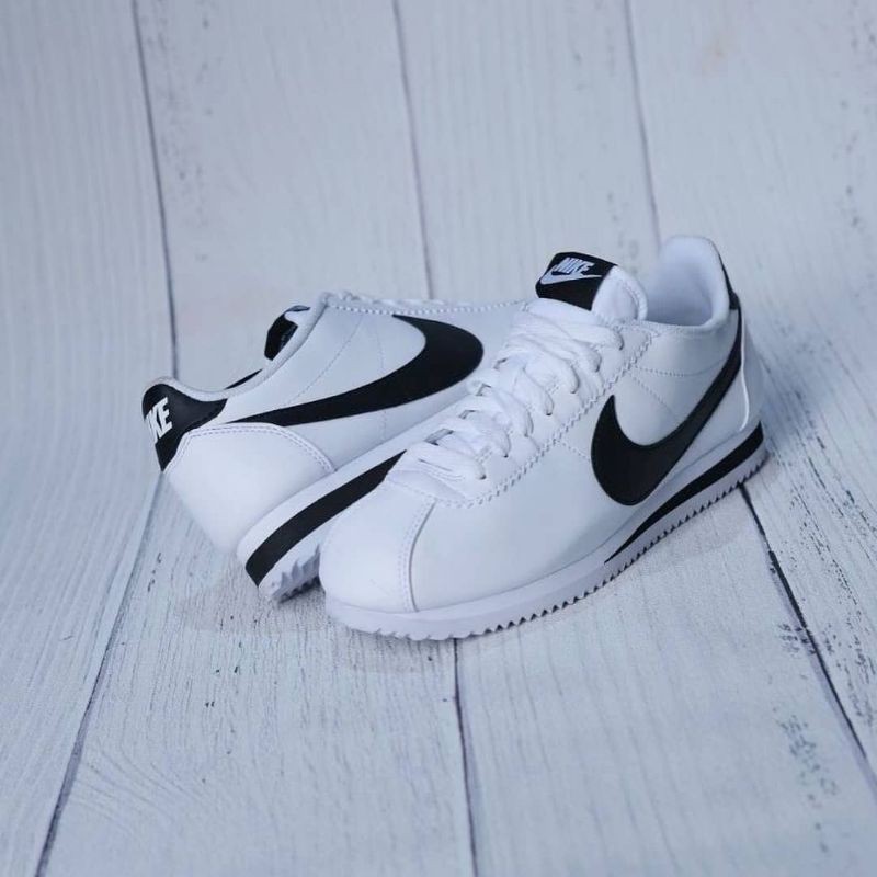 SNEAKERS PRIA WANITA TERLARIS NIKE CORTEZ BASIC LEATHER BLACK/WHITE ORIGINAL