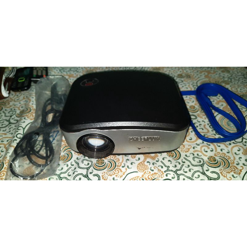 Proyektor Cheerlux Bekas Normal ada dus dan Remote Projector e