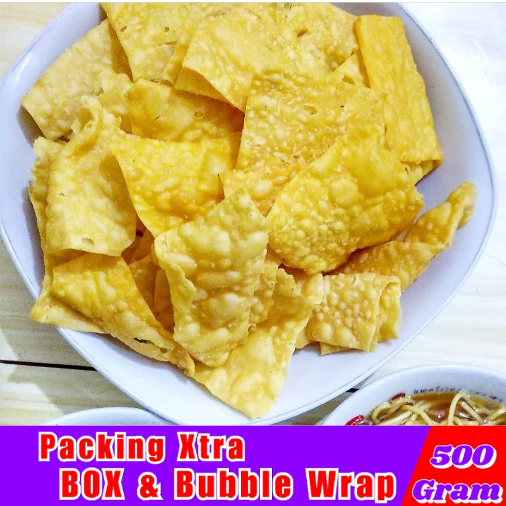 

Pangsit Bawang 500gr / Keripik Kulit Pangsit - Hufaida Snack makanan ringan