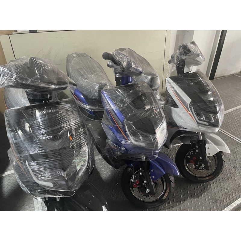 Sepeda Motor Listrik Tipe Blue Whale Uwinfly Roda Dua DOUBLE DISK BREAK SNI-5
