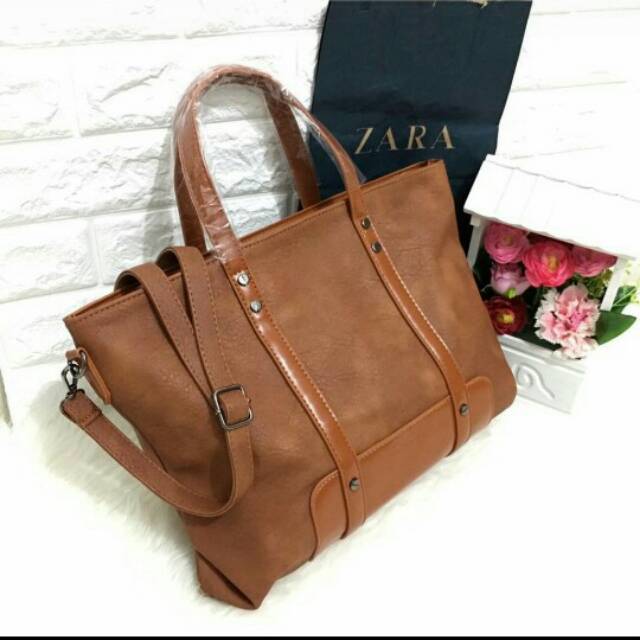 Tas Zara Basic Selempang Wanita Polos Desain Simple Untuk Jalan Kerja Kuliah Bagus Warna Coklat