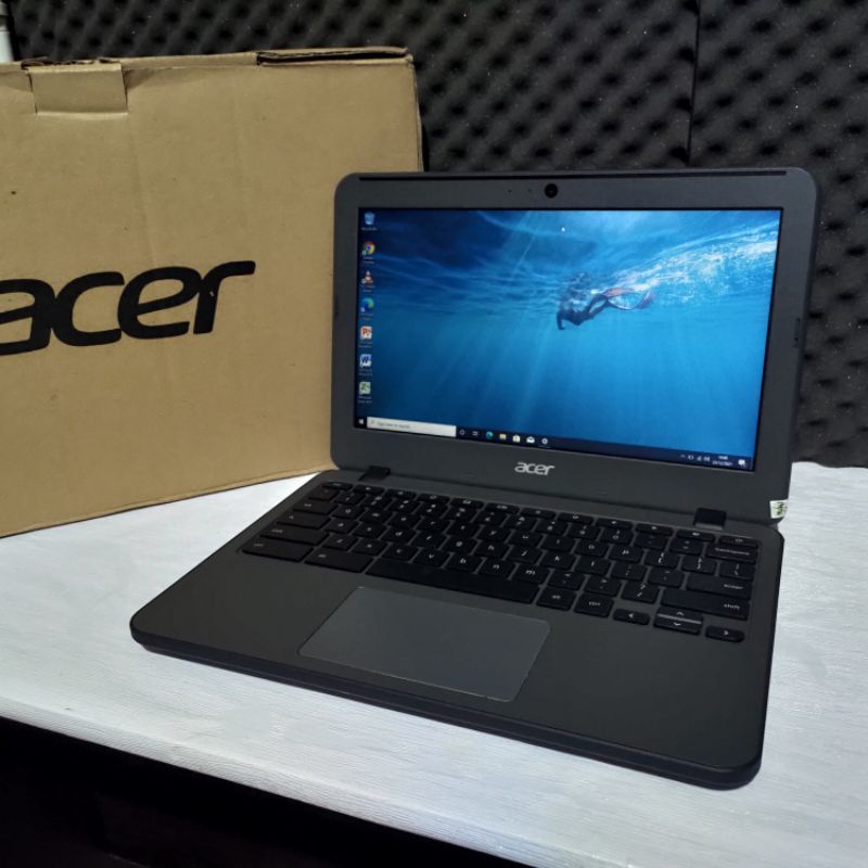 Laptop Acer c731 Intel N3060 Ram 4GB SSD 128GB windows 10 - like New