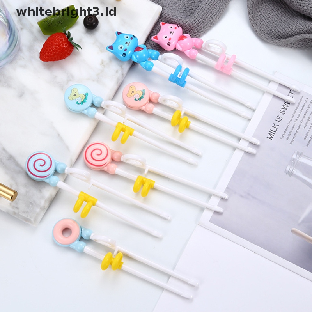 (whitebright3.id) Sumpit Motif Kartun Untuk Latihan Makan Bayi / Anak