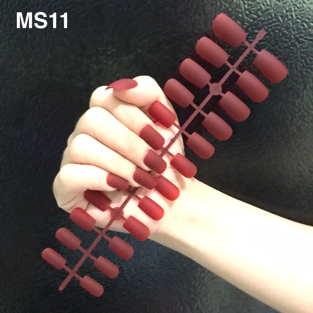 24Pcs Kuku Palsu Merah Motif Glossy Matte / Fake Nails Gliter Motif / Nail Art Kuku Palsu