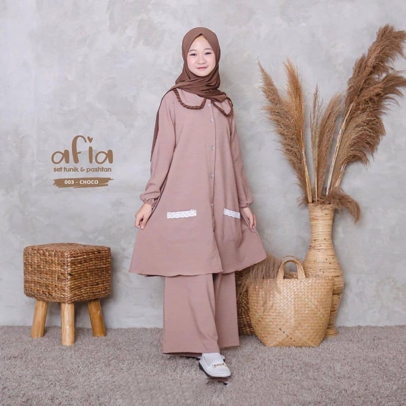 AFIA 1Set (7-9th) (10-13th)TUNIK+CELANA TERBARU DAN SUDAH TERMASUK PASHTAN(pashmina instan)