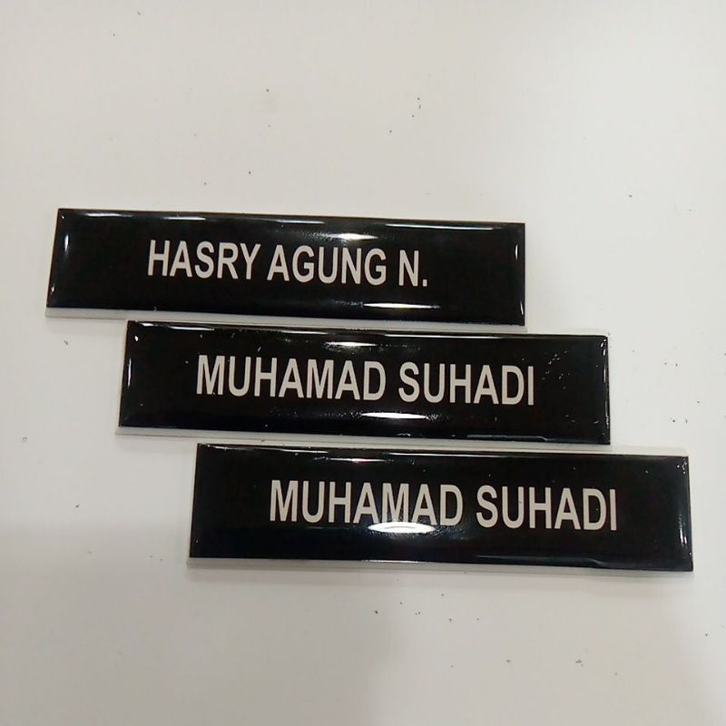 

Name tag/papan nama dada/Papan nama bahan asli resin/fiberglass
