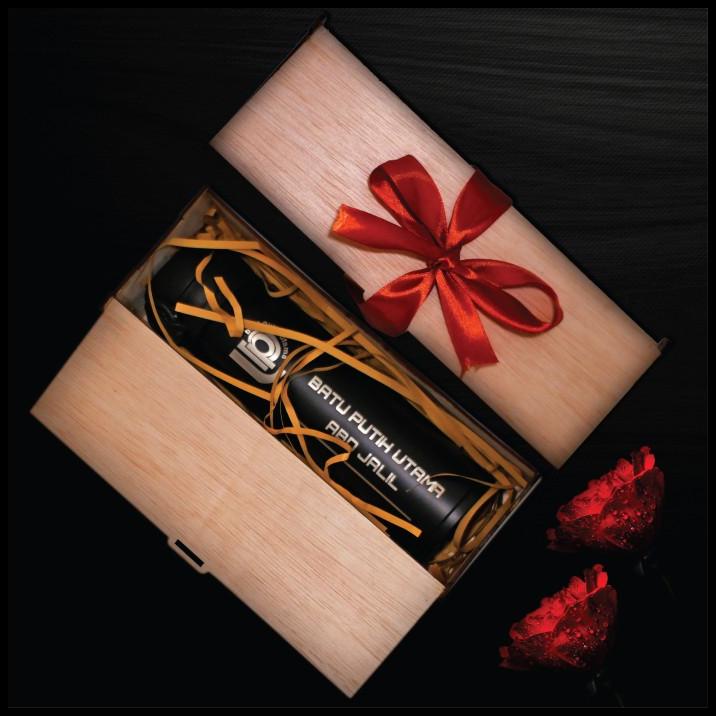 

Hampers Tumbler Souvenir Kado Tumbler Custom Nama Exclusive