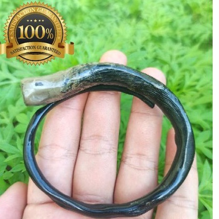 Gelang akar bahar hitam original/akar Bahar hitam asli berbonggol