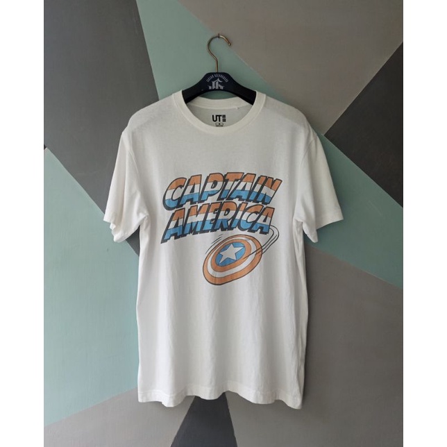 Kaos Uniqlo X Marvel Captain America Second