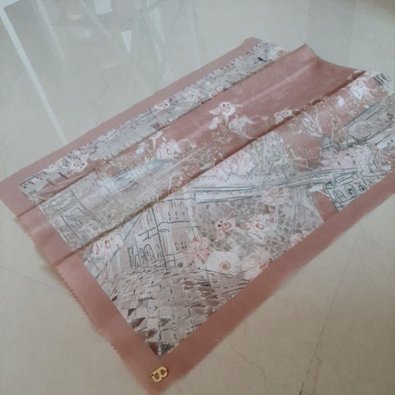 Buttonscarves British Brick