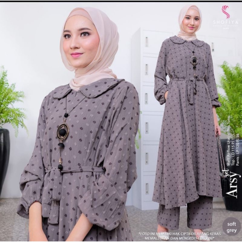 Arsy stelanBerbahan Matt Airflow Uragiri Two Tone• Terdiri dari atasan dan celana