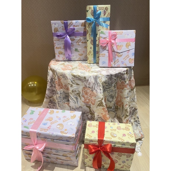 Kertas Kado - Kartu Ucapan - Gift Wrapping Hang Tag Kado Christmas Natal (HARGA UNTUK 1 LEMBAR KERTAS KADO CHAT ADMIN JIKA KADO BERUKURAN BESAR)