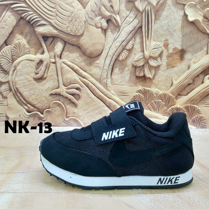 Sepatu Sekolah Nike Anak Full Black Laki Laki dan Perempuan