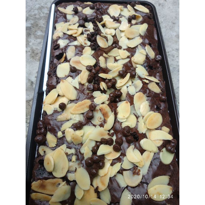 

fudgy brownies panggang