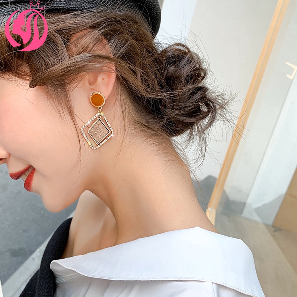 Bayar di tempat 1 Pair Alloy Geometric Frosted Bertekstur Berlian Potongan Berlian Anting-Anting Panjang Gaya