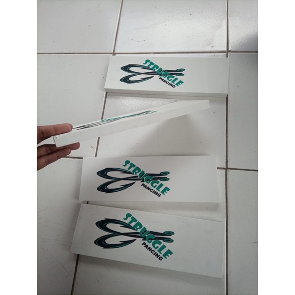 SPONS PENGIKAT KAIL PANCING IKAN (10cm x 30cm )