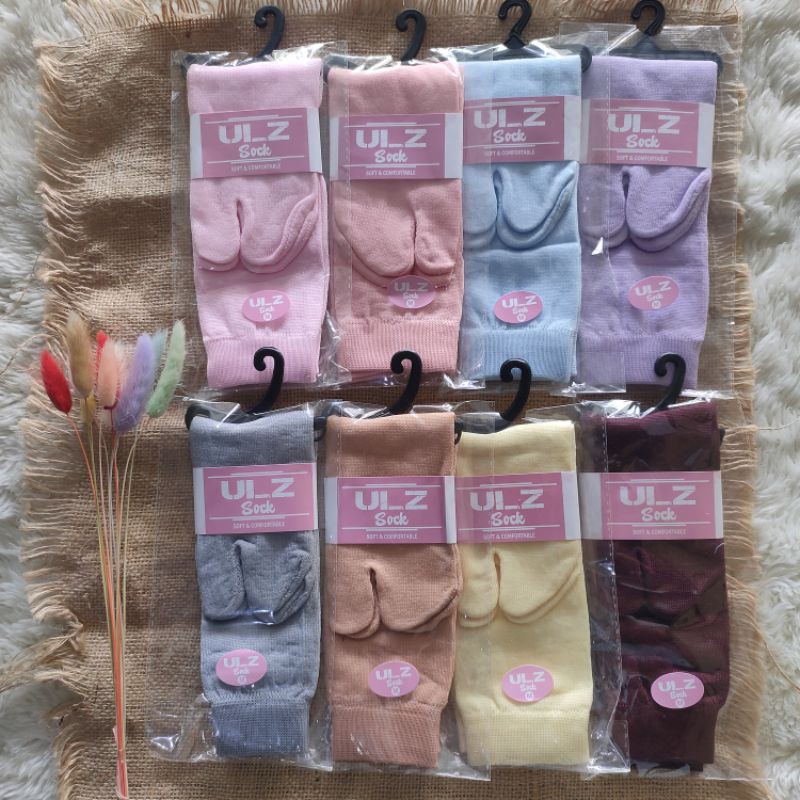 Kaos kaki Muslimah jempol polos pastel