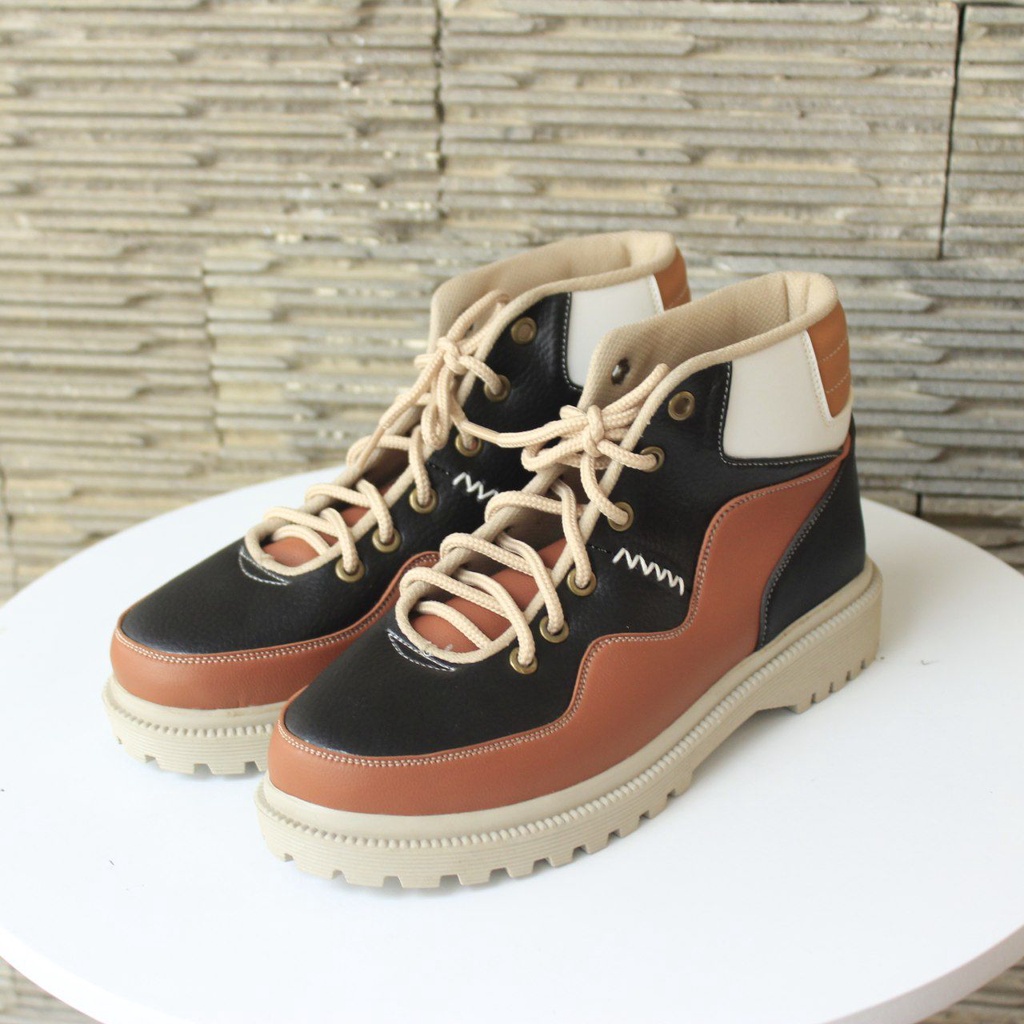 Sepatu Boot Wanita | Sepatu Boots One Love | Sepatu One love | Fashion Wanita