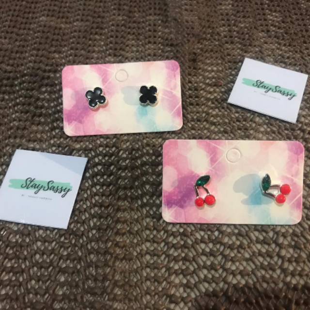 Anting Tusuk Korea berbahan Besi (Cherry&Black)