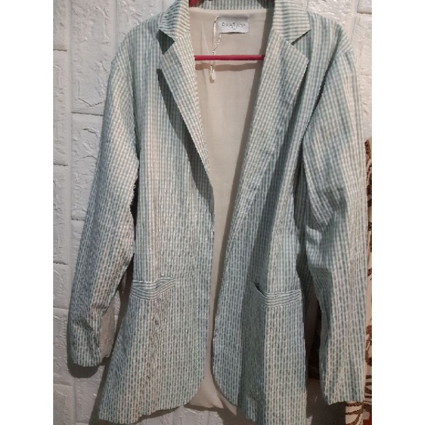 Jenna and Kaia blazer PL 1x pakai