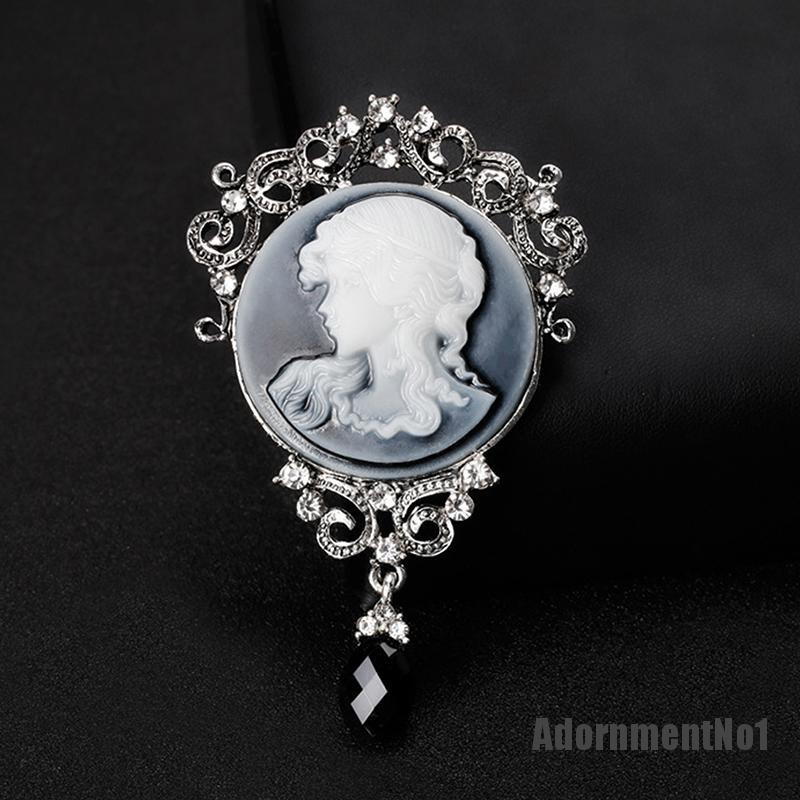 (Adornmentno1) 1pc Bros / Pin Gaya Victoria Motif Cameo Aksen Kristal Untuk Aksesoris Wanita / Pesta Pernikahan