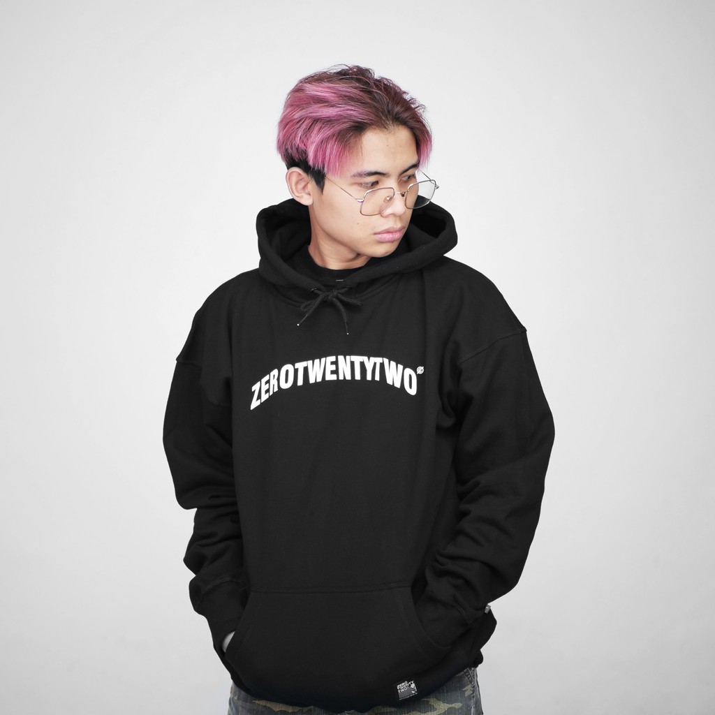 ZeroTwentyTwo Hoodie Curved Black