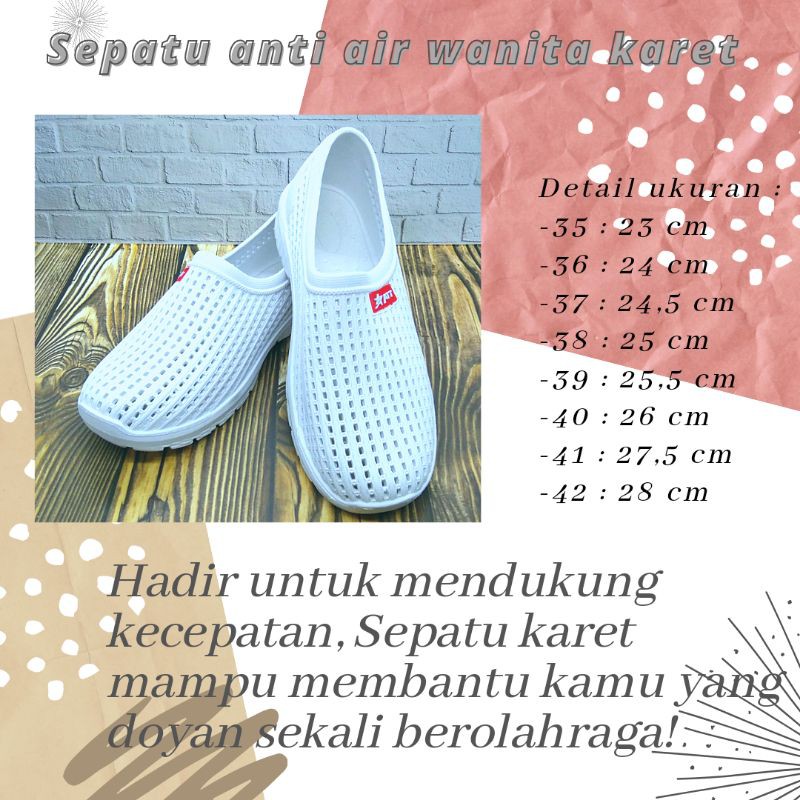Sepatu anti air wanita karet