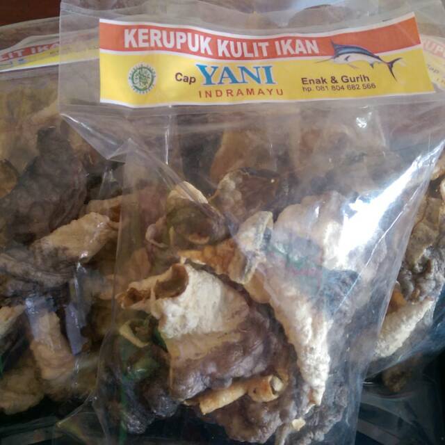 

Kerupuk kulit ikan