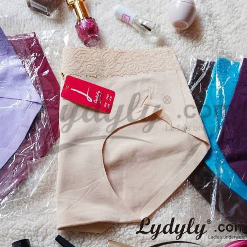 Cd/ celana dalam seamless lydyly art 301