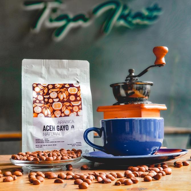 

KOPI ARABIKA ACEH GAYO NATURAL - SINGLE ORIGIN BIJI KOPI / BUBUK -1 KG