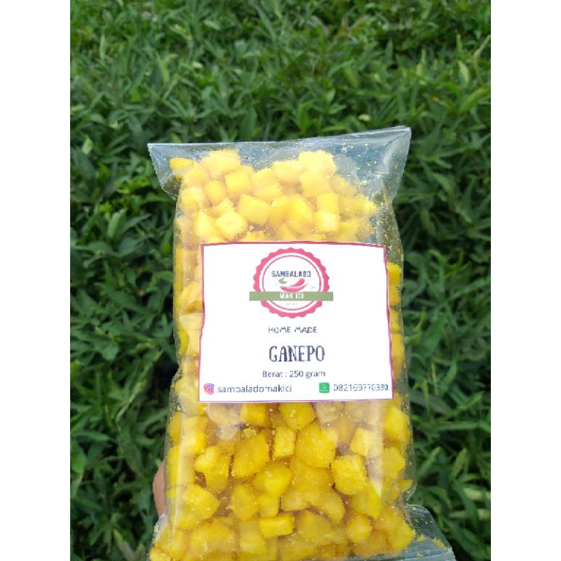 

GANEPO / KERIPIK SINGKONG DADU KHAS MINANG