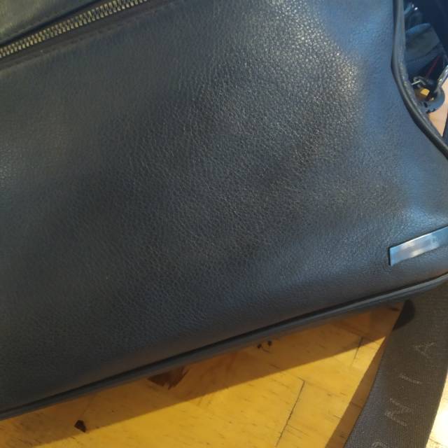 Ta slempang pria bonia