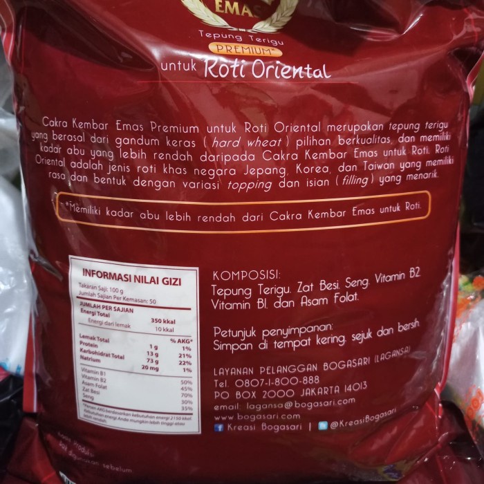 

Ds501D0 Tepung Cakra Kembar Emas Roti Oriental Premium Kemasan Repack 1Kg Gr0B1