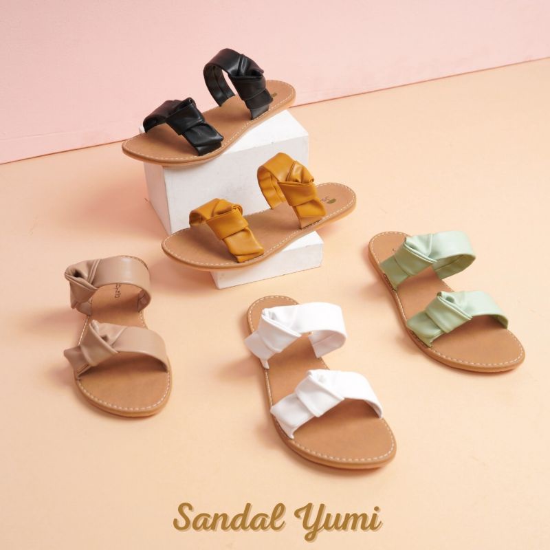Sandal YUMI Flat Lentur By Jambrella Footwear