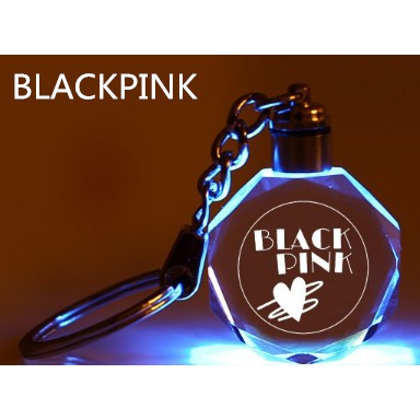 Gantungan Kunci KPOP BTS BLACKPINK GOT7 EXO TWICE SEVENTEEN Dengan Lampu LED Kristal DIY