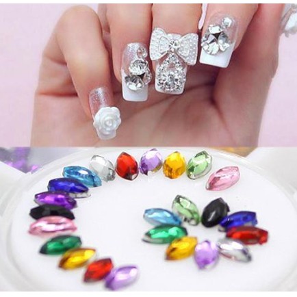 Manik Oval 3D Glitters Studs Dekorasi DIY Nail Art Tips Roda Untuk nail art
