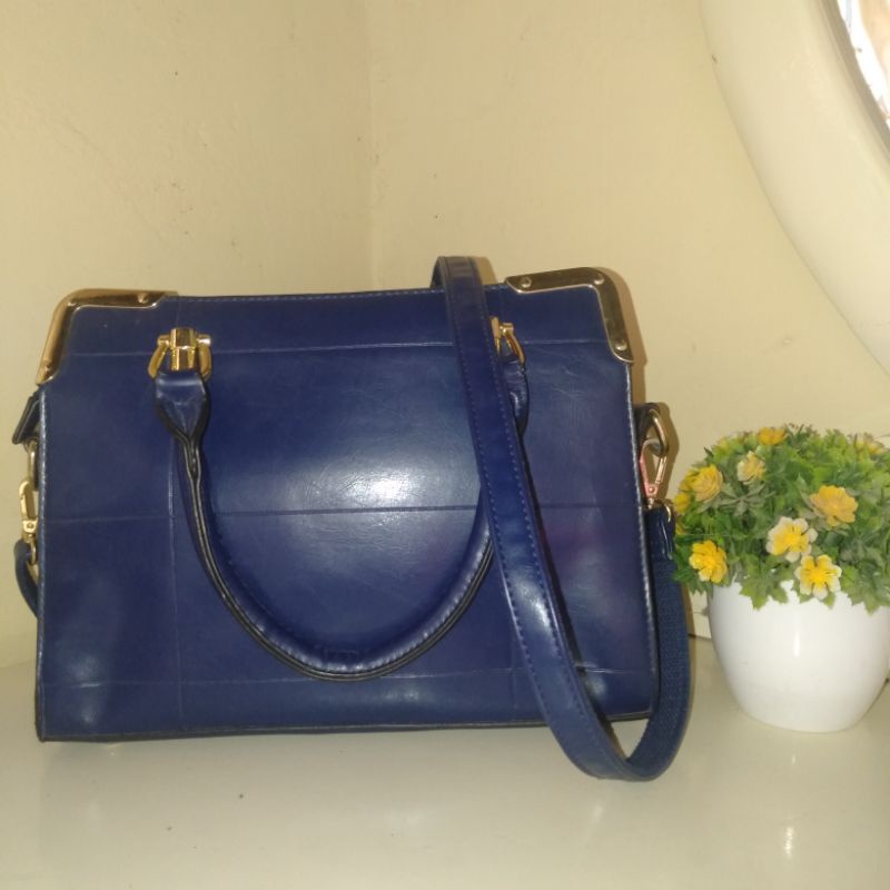 PRELOVED TAS PESTA BRAND HOWRU / TAS PL BRAND HOWRU / TAS PESTA SEKEN BRAND HOWRU