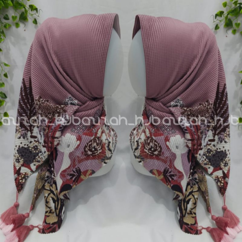 krudung segi empat plisket motif kembang