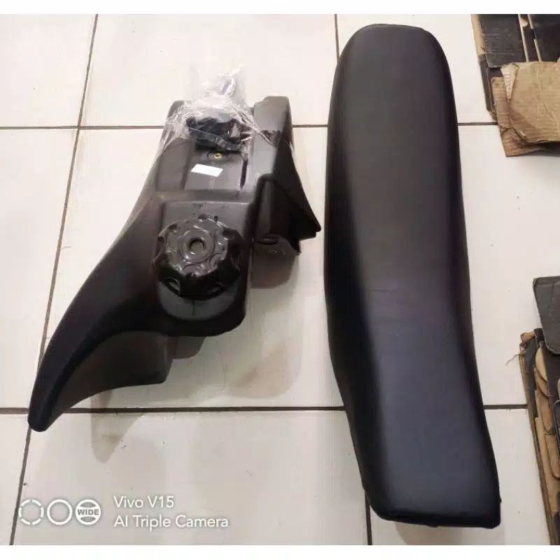 Tangki dan jok YZ85 new gasstrack
