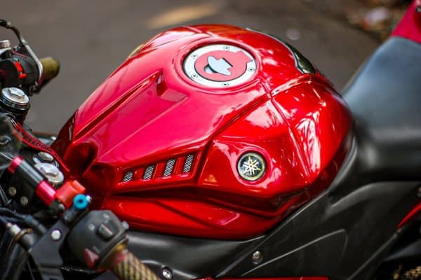 COVER TANGKI R25 COVER TANGKI YAMAHA R25 TUTUP TANGKI TANKGRIP TANKPAD