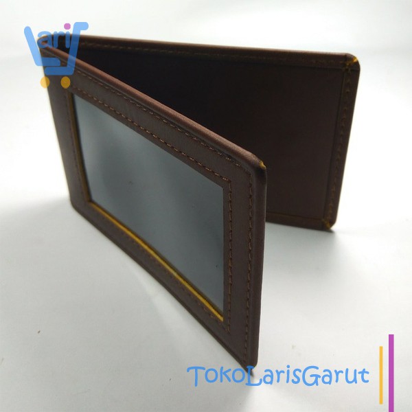 

ID Card Holder Kulit Asli Warna Cokelat Tua Model Slip Saku Magnet