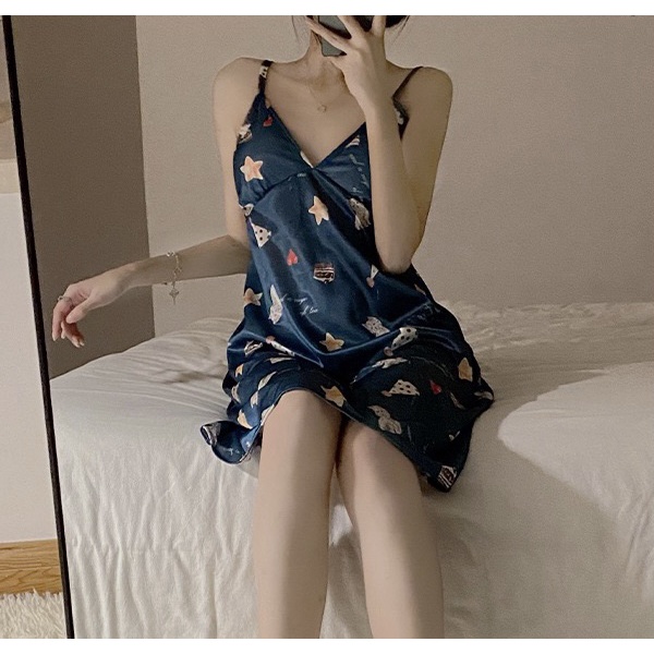 Baju tidur musim panas baru dengan bantalan payudara yang sangat seksi, dengan rok tipis yang menggoda gaun malam