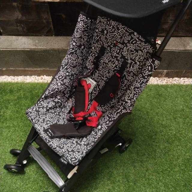 Stroller cocollate pockit keith haring