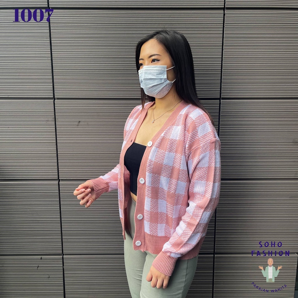 Cardigan Rajut Wanita Motif Kotak-kotak