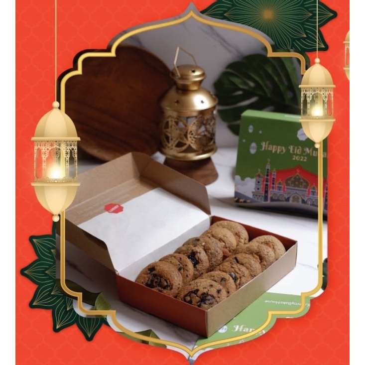 

Silver Mubarak Hampers